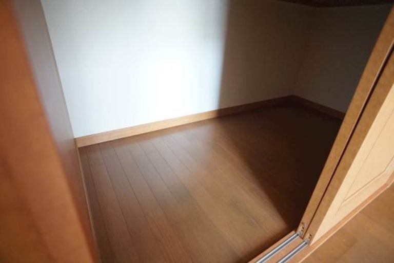 収納　別号室