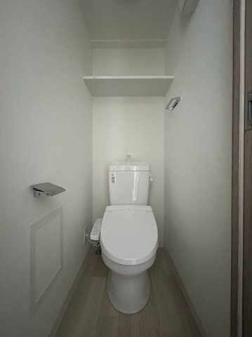 トイレ　※同タイプ別部屋参考写真※