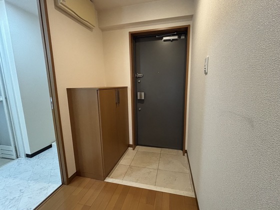 ヴィラージュ緑井の玄関写真
