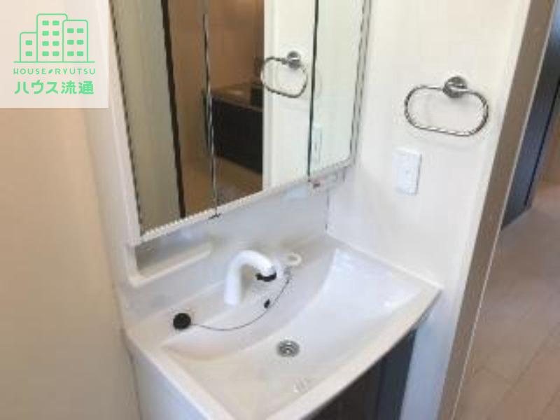 洗面設備　※写真は別号室