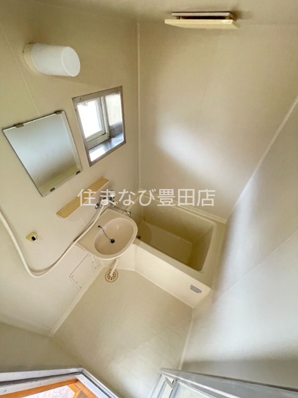 バス・シャワールーム　別室同型写真
