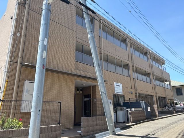 建物外観　☆存在感を放つ外観☆
