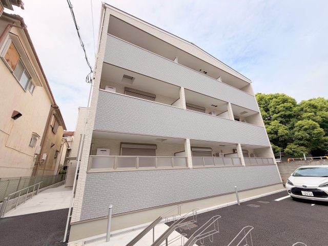 建物外観　綺麗な外観の素敵なお部屋があなたを待っています。