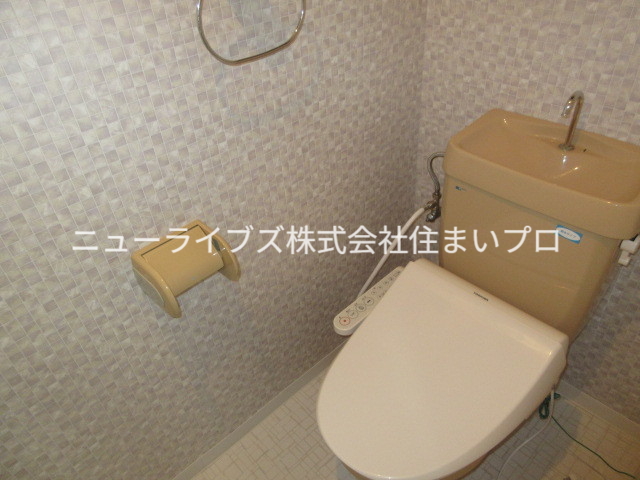京阪本線 寝屋川市駅 徒歩1分 8階建 築34年のトイレ写真