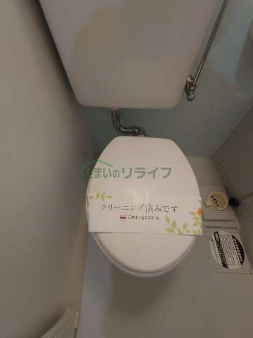 トイレ　別タイプ参考写真です