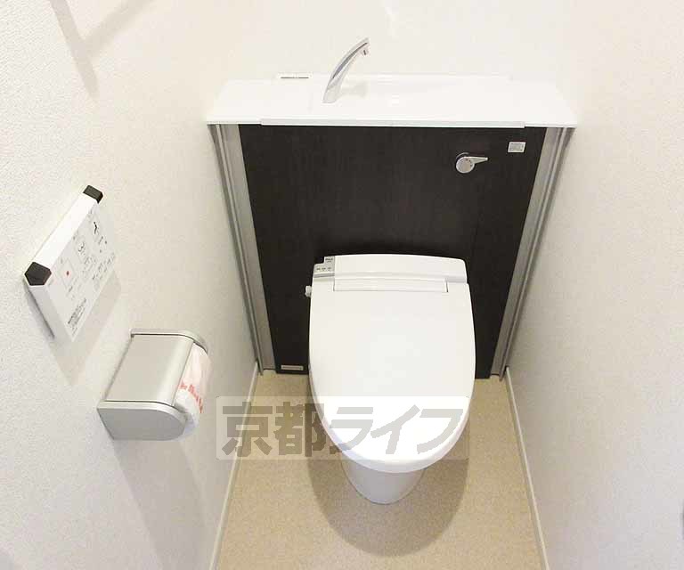 トイレ　ウォシュレット付きでお洒落なトイレです