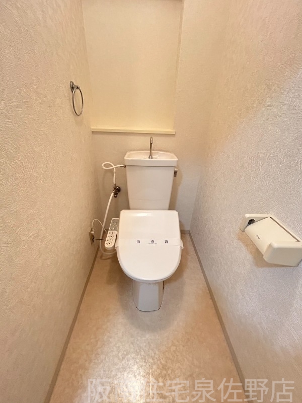 ＪＲ阪和線 和泉橋本駅 徒歩10分 5階建 築36年のトイレ写真