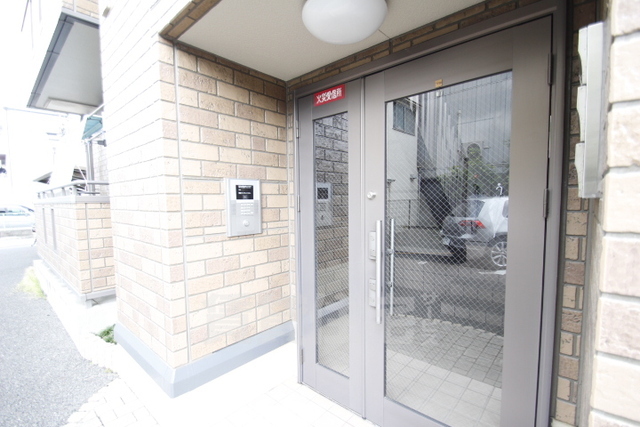 南海高野線 堺東駅 徒歩17分 3階建 築21年の外観写真