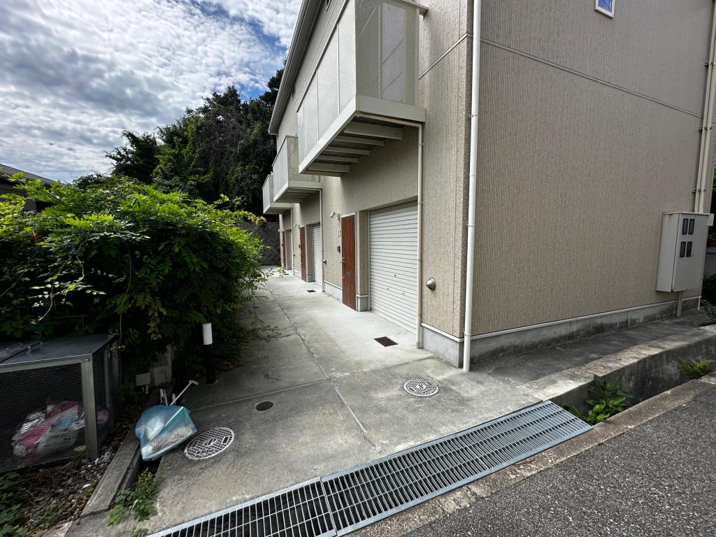ＪＲ山陽本線 塩屋駅 徒歩6分 2階建 築8年の外観写真
