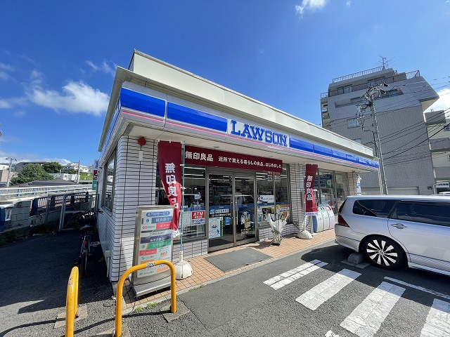 コンビニ　ローソン 川崎生田八丁目店（コンビニ）まで415m