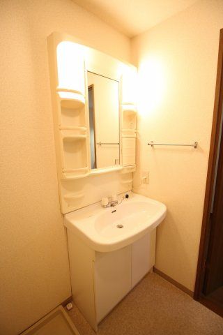 洗面設備　（別タイプ参考写真）クリオ王子神谷弐番館　北区王子4