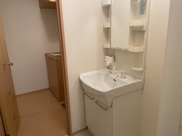 洗面設備　同仕様写真