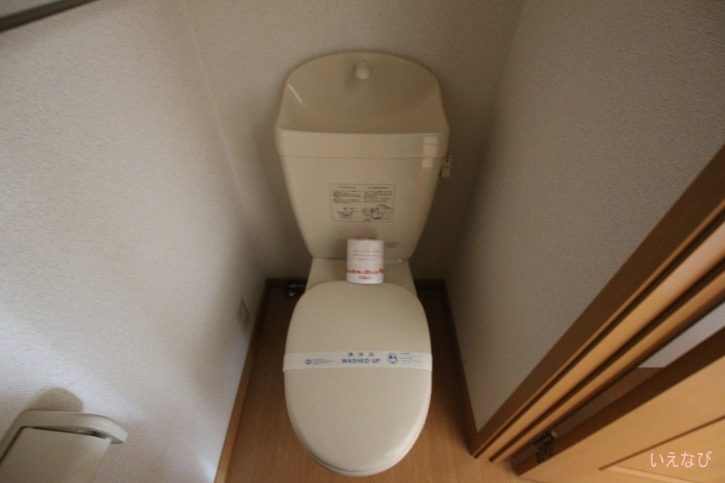 ＪＲ山陽本線 大門駅 徒歩20分 2階建 築23年のトイレ写真