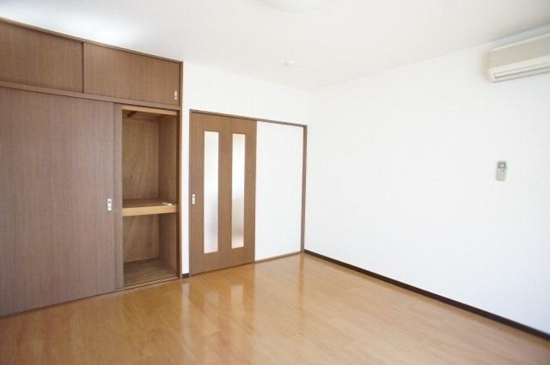 居室・リビング　図面と現状に相違がある場合には現状を優先