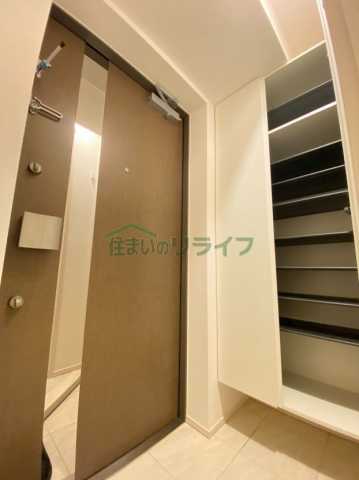 中井レジデンスの玄関写真