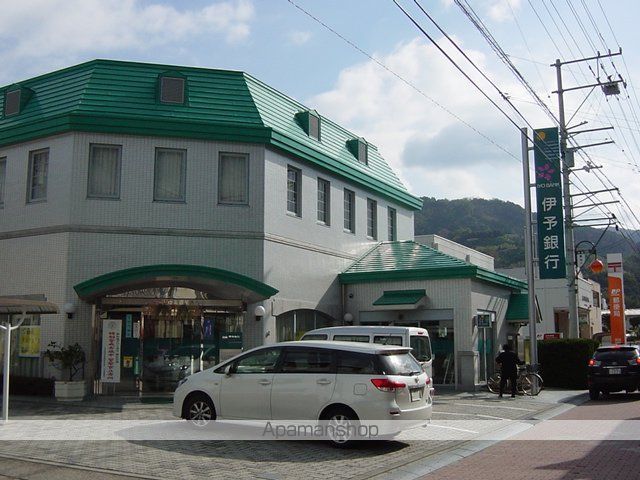 その他　伊予銀行吉田支店（その他）まで104m