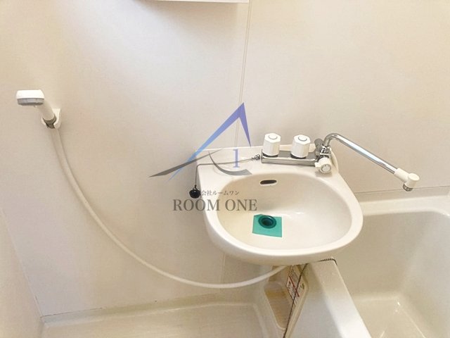 洗面設備　洗面台です。