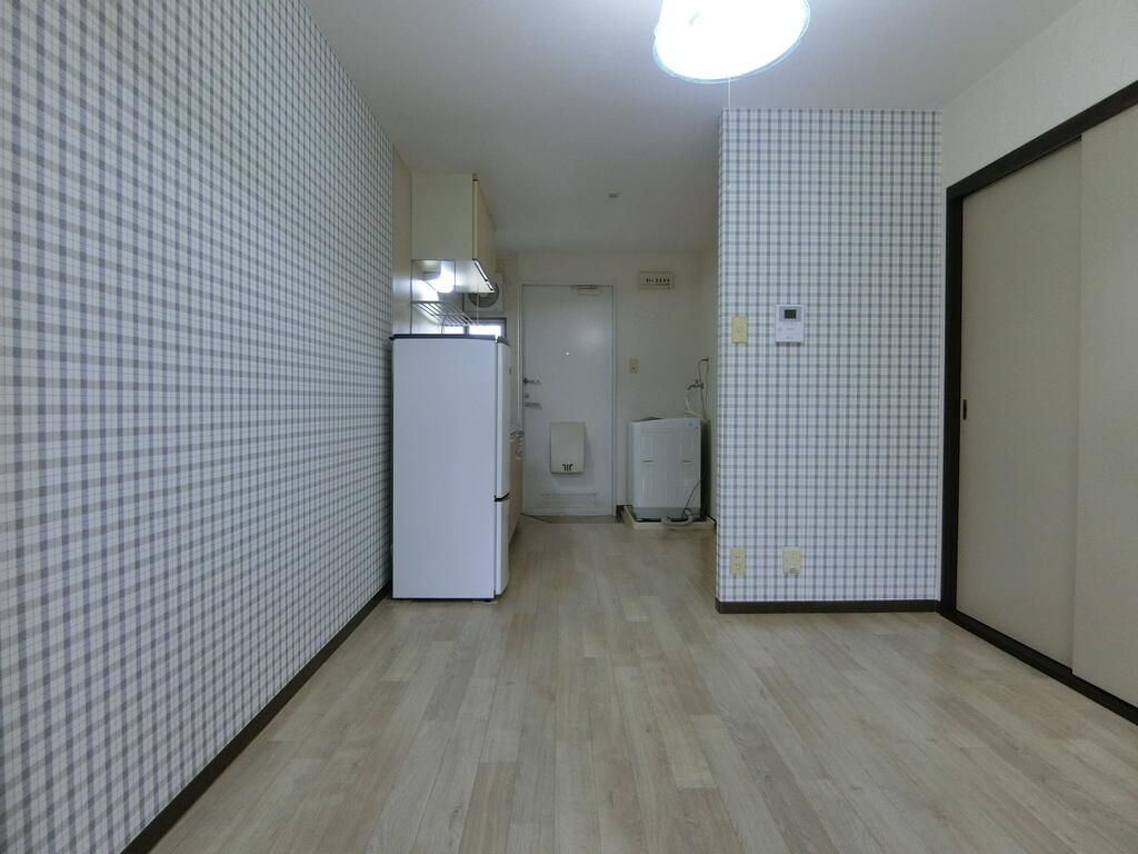 アルマーレの居間写真