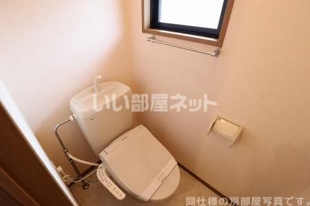 秩父鉄道 東行田駅 徒歩5分 2階建 築29年のトイレ写真