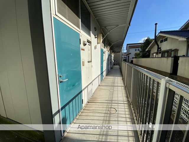 ＪＲ山陽本線 福山駅 徒歩17分 2階建 築27年の玄関写真