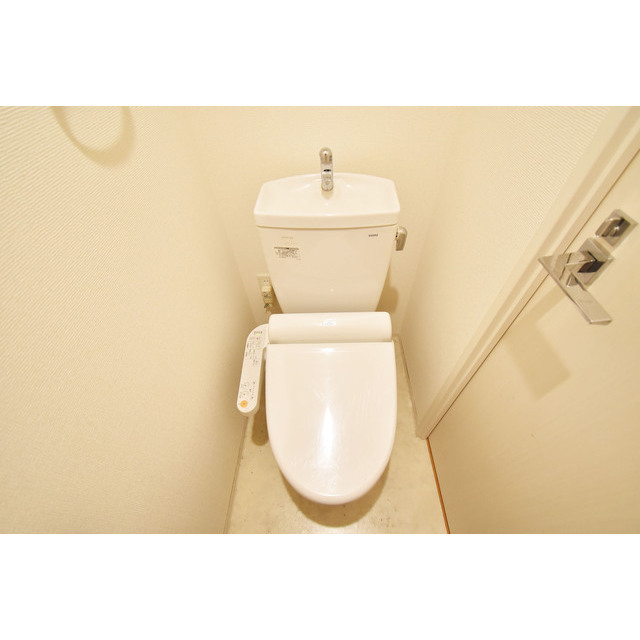 トイレ　トイレもきれいです