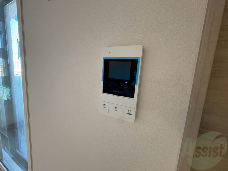 セキュリティ　ＴＶモニター付インターホンです。来客者の顔が見えるので安心！