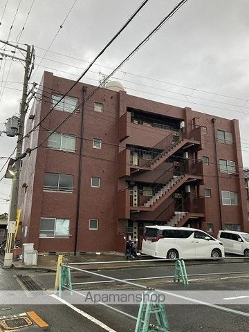 マンション若草の外観写真