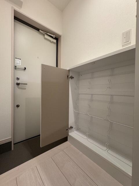 京成金町線 柴又駅 徒歩4分 3階建 築1年の玄関写真
