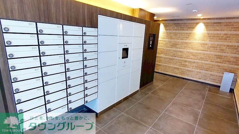 エントランス　☆お部屋探しはタウンハウジング東京赤羽店へ☆
