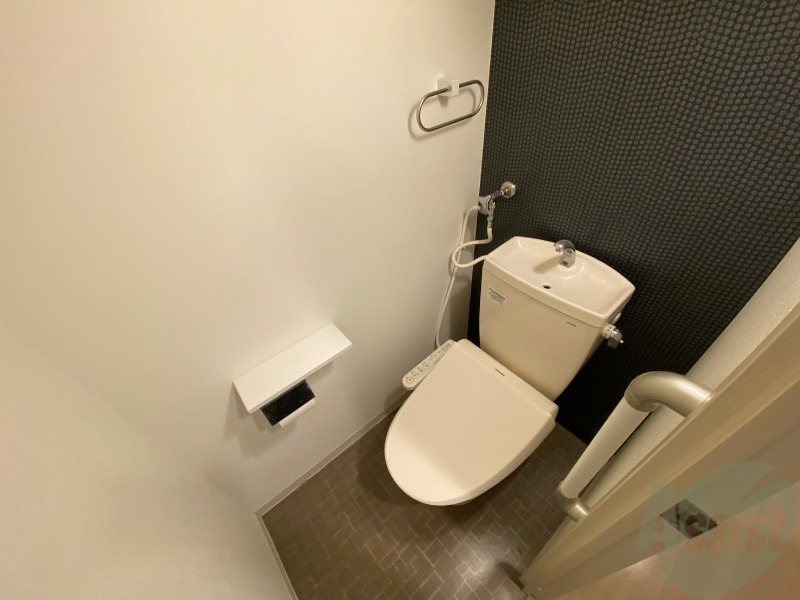 トイレ　トイレです。ウォシュレット付を探している方、おすすめです。