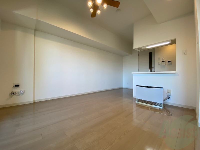 居室・リビング　広くてキレイなお部屋が広がっていて、充実した生活が送れそう。