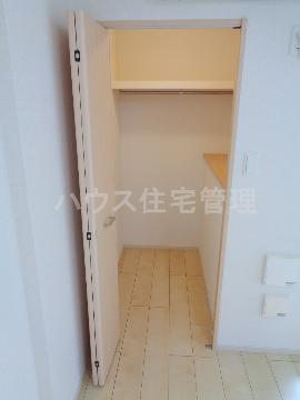 収納　クローゼット