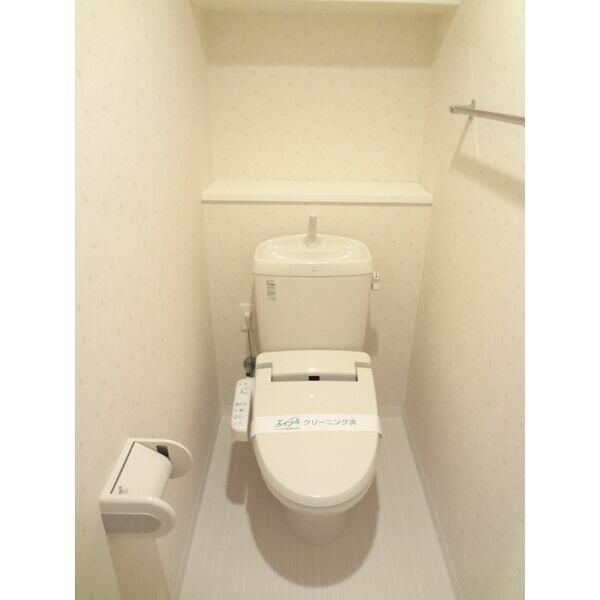 トイレ　トイレもきれいです