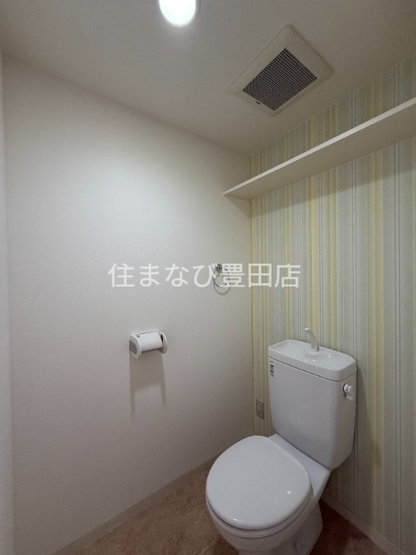 トイレ　同型タイプ