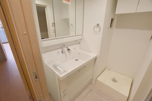 洗面設備　※同タイプの写真です。
