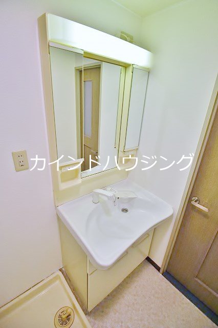洗面設備　独立洗面台