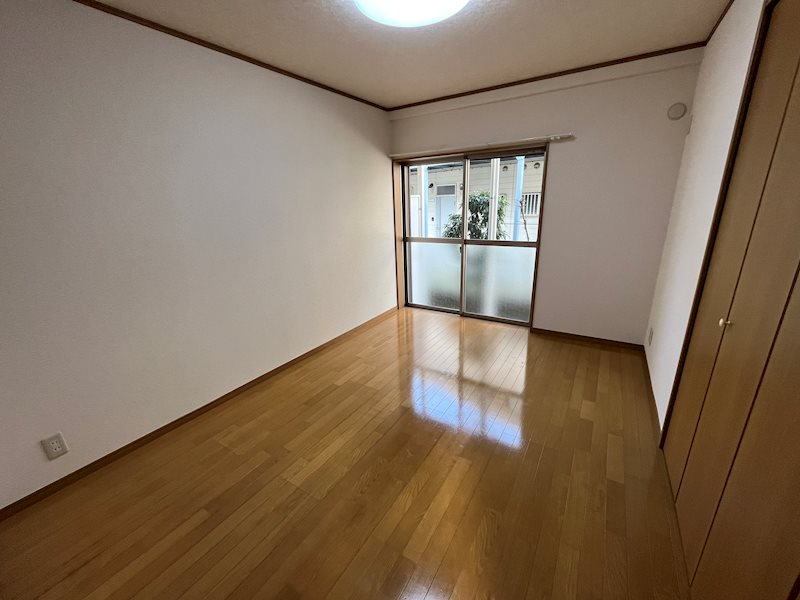 居室・リビング　別部屋