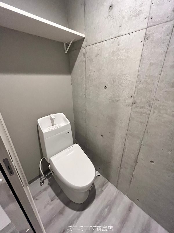 トイレ　同型