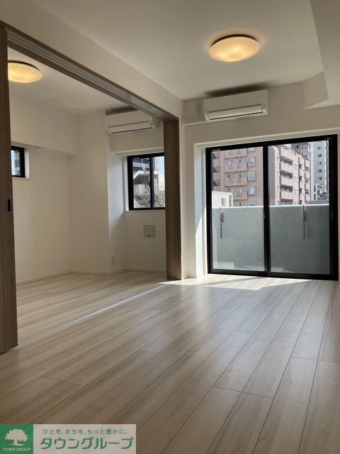 居室・リビング　Gタイプ2023年3月撮影。同タイプ411号室の写真です。