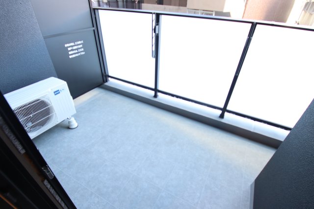 バルコニー　※他のお部屋の参考写真です