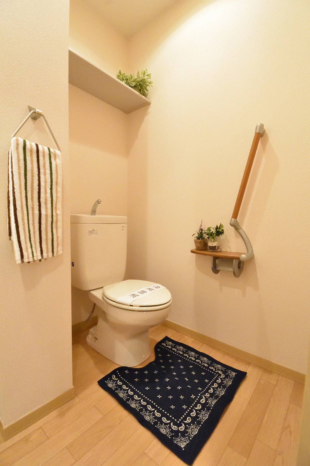 フローラルKメゾンのトイレ写真