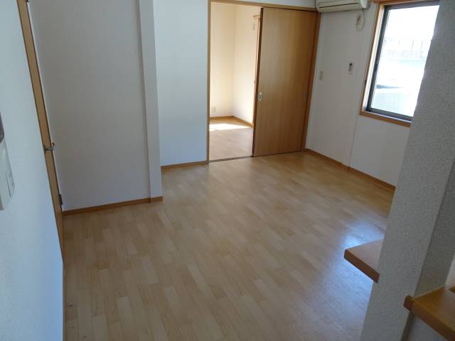 居室・リビング　リビング