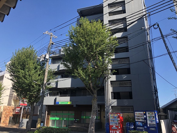 建物外観