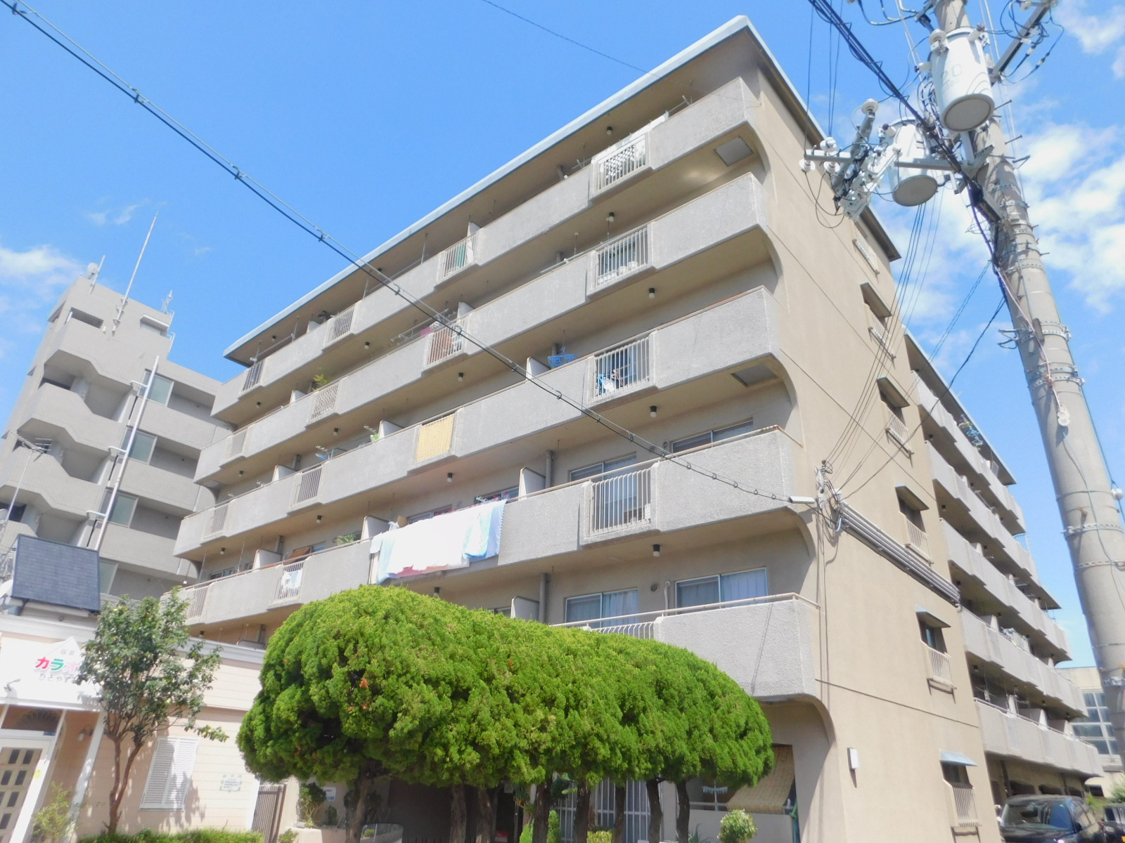 建物外観