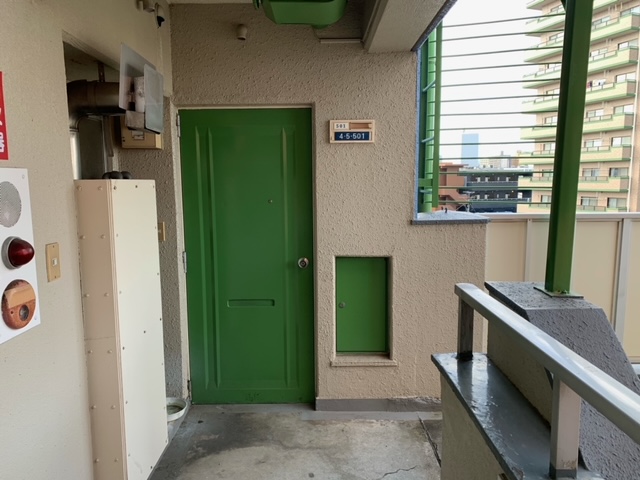 ハイツ蓬莱台の玄関写真