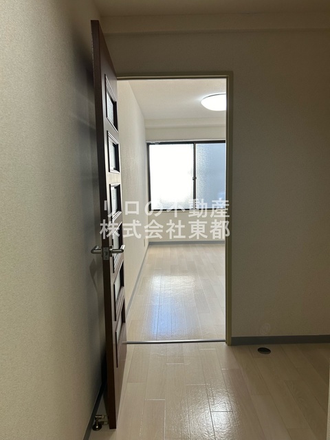 その他　キッチンから見たおお部屋です☆
