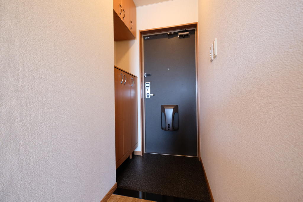 玄関　室内写真は別室です