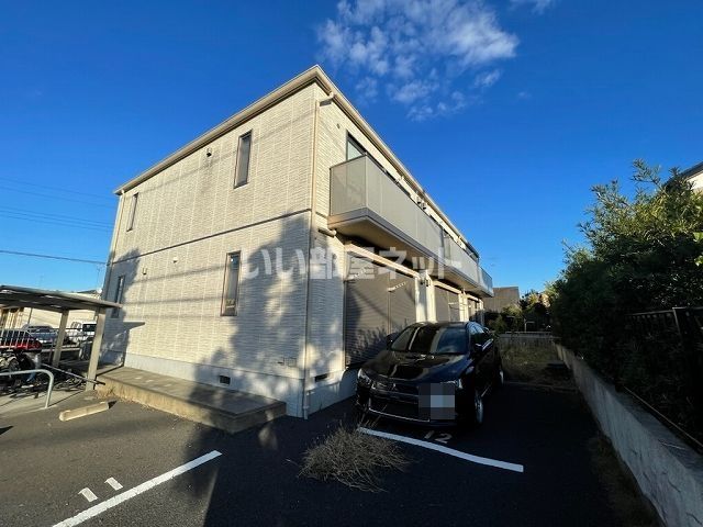 茂原市長尾のアパートの建物外観