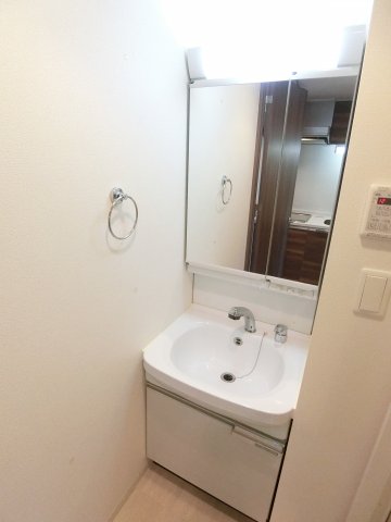 洗面設備　詳細は、RISUMO江坂本店→06-6155-7137まで♪