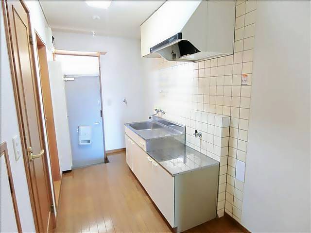 キッチン　（参考写真）約３．６帖のキッチンスペースです。